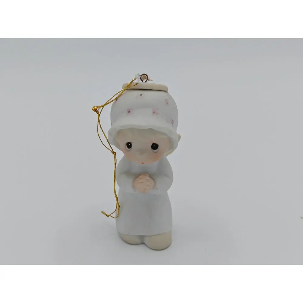 Precious Moments The First Noel E 2368 Ornament Selling Collection Enesco 1982